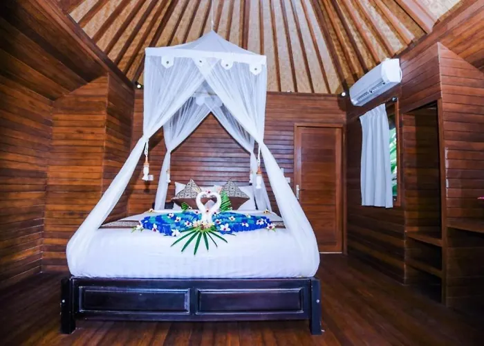 Karang Mesari Hotel 3*