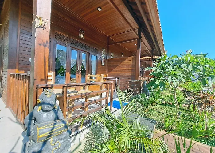 Hotel Karang Mesari 3*